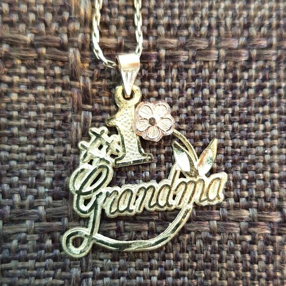 Rare Vintage 10k Solid Gold #1 Grandma Pendant & Necklace – A Treasured Keepsake - Picture 1 of 12